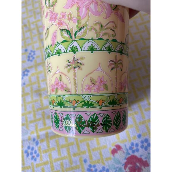 SHIPS IN 24 HRS Lilly Pulitzer 24 Oz New Acrylic/Plastic Tumbler YELLOW - Picture 2 of 3